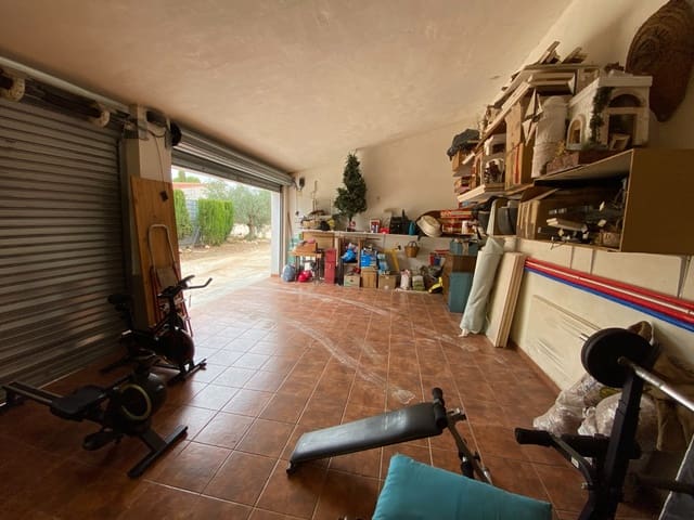 8 soverom Villa til salgs i Sax med svømmebasseng garasje - € 499 995 (Ref: 9285577)