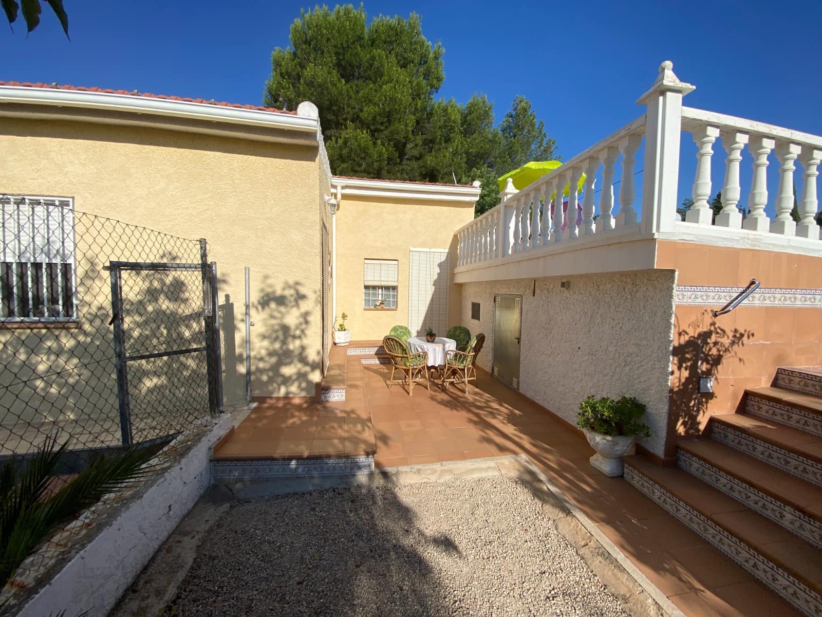 5 soverom Villa til salgs i Sax med svømmebasseng garasje - € 299 995 (Ref: 9285585)