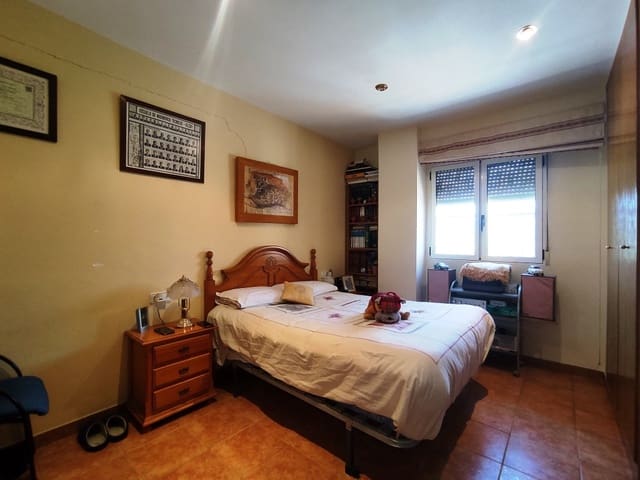 4 bedroom Finca/Country House for sale in Cocentaina with pool garage - € 250,000 (Ref: 9285591)