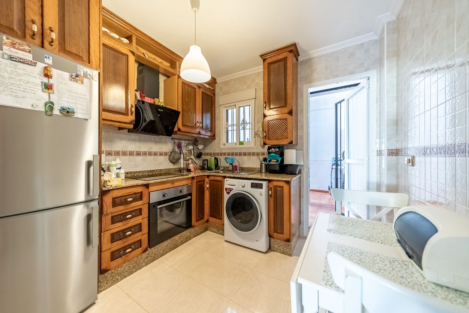 2 makuuhuone Huoneisto myytävänä paikassa Orihuela Costa mukana uima-altaan 
autotalli - 159 000 € (Ref: 9291212)