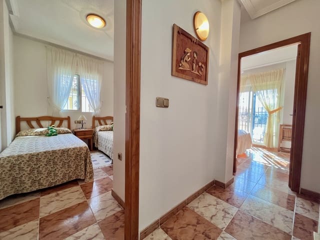 3 chambre Maison de Ville à vendre à La Zenia, Orihuela avec piscine garage - 235 000 € (Ref: 9312502)