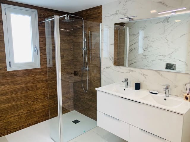 3 makuuhuone Huvila myytävänä paikassa El Raso, Guardamar del Segura mukana uima-altaan - 460 000 € (Ref: 9326138)