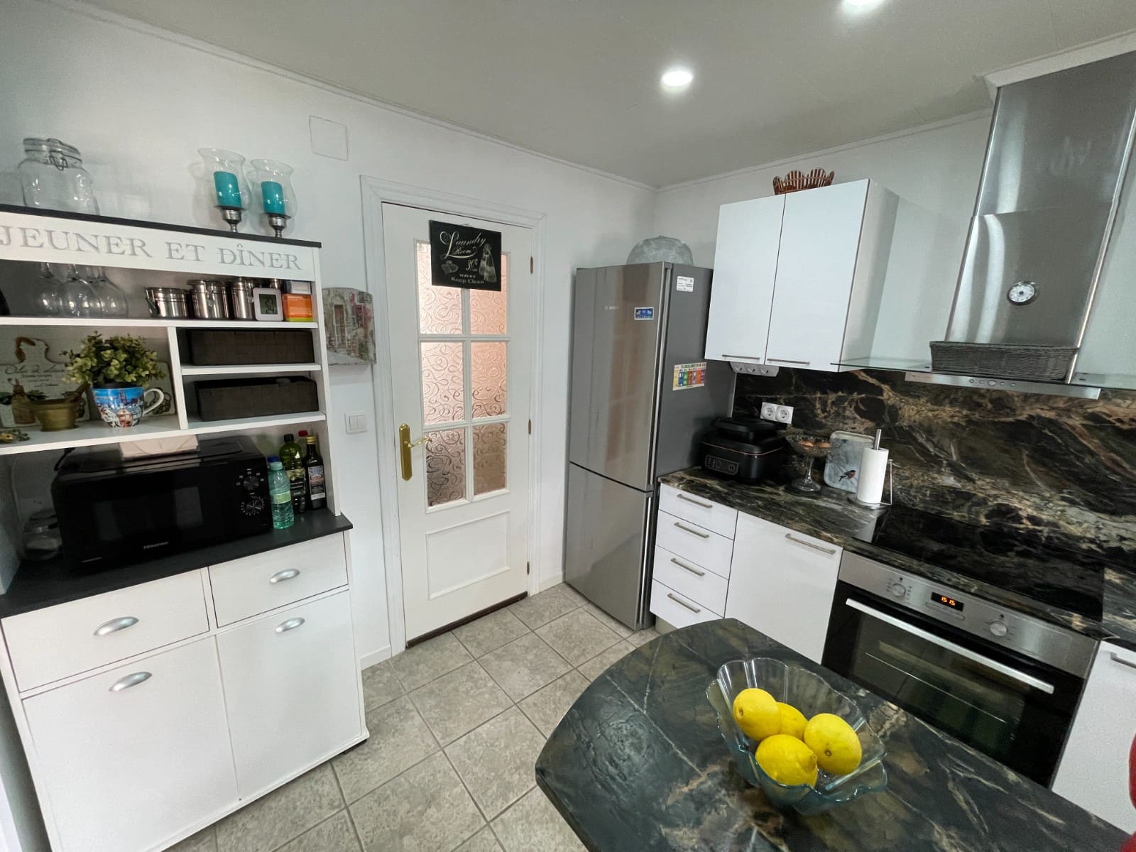 3 bedroom Apartment for sale in Almoradi - € 125,000 (Ref: 9326934)