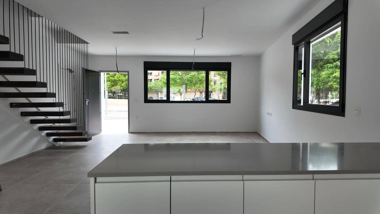 3 soveværelse Villa til salg i Alicante by med garage - € 449.000 (Ref: 9334536)