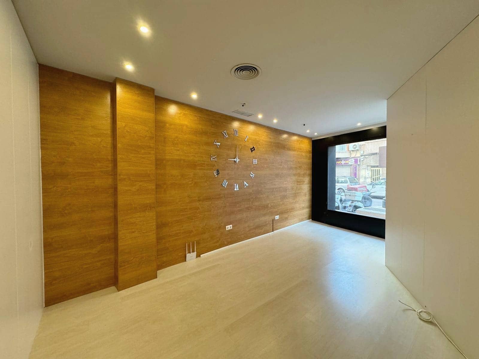 Erhverv til salg i Guardamar del Segura - € 220.000 (Ref: 9343812)