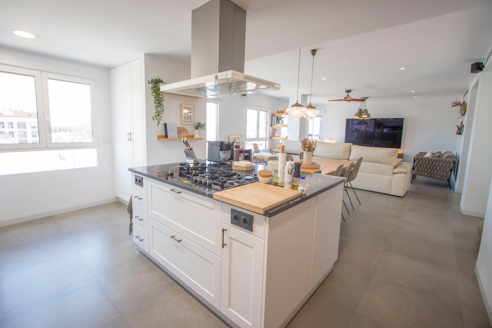 4 soveværelse Lejlighed til salg i Alicante by med garage - € 360.000 (Ref: 9355586)