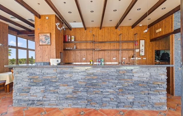 1 bedroom Commercial for sale in Los Dolses, Orihuela - € 269,000 (Ref: 9362876)