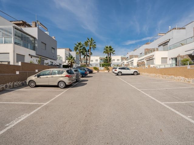 Apartamento de 2 habitaciones en Punta Prima, Orihuela en venta con piscina garaje - 289.000 € (Ref: 9362881)