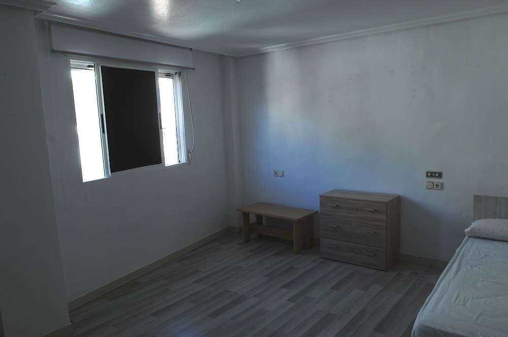 4 soveværelse Byhus til leje i Crevillente / Crevillent - € 600 (Ref: 9372352)