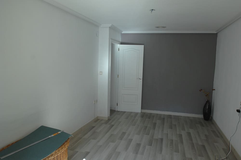 4 bedroom Townhouse for rent in Crevillente / Crevillent - € 600 (Ref: 9372352)