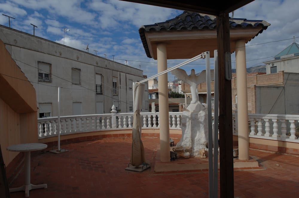 4 bedroom Townhouse for rent in Crevillente / Crevillent - € 600 (Ref: 9372352)