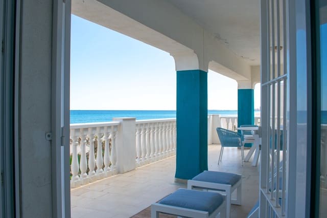 6 soveværelse Villa til salg i La Manga del Mar Menor - € 1.100.000 (Ref: 9375052)