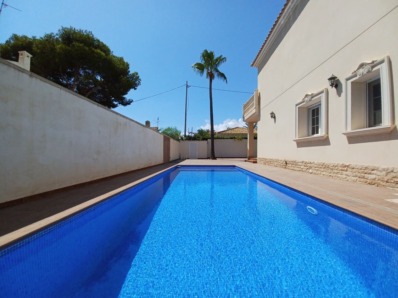 4 sovrum Villa till salu i Cabo Roig med pool - 910 000 € (Ref: 9393277)