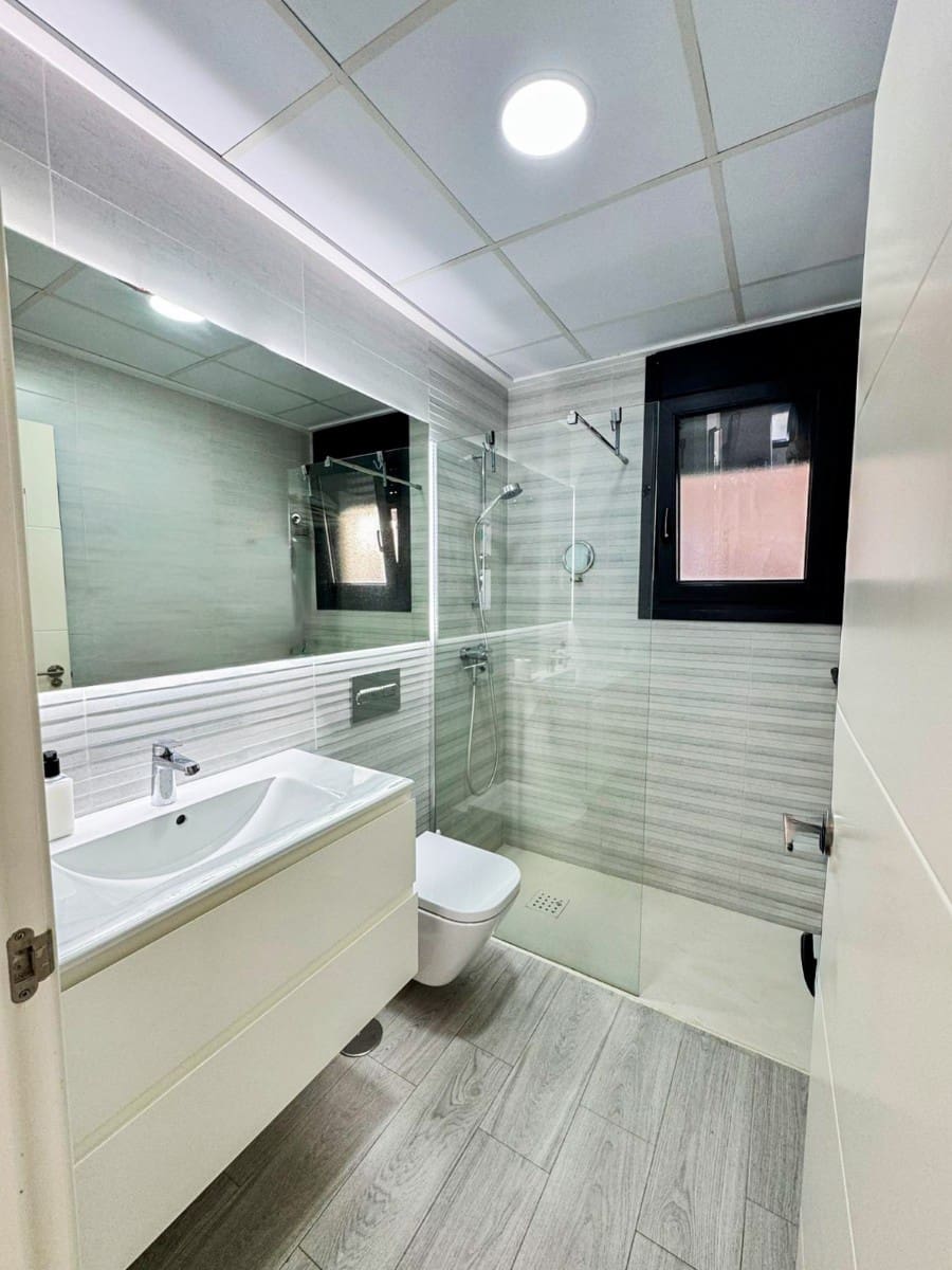 3 quarto Casa em Banda para venda em Pilar de la Horadada com piscina garagem - 395 000 € (Ref: 9395802)