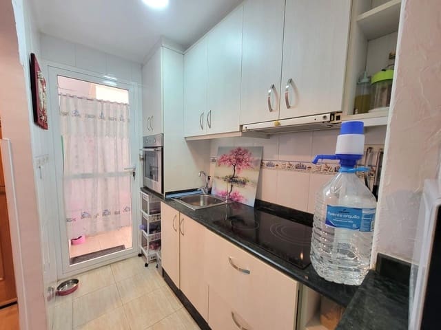 3 quarto Apartamento para venda em Las Piscinas Naturales, Torrevieja - 142 260 € (Ref: 9400783)
