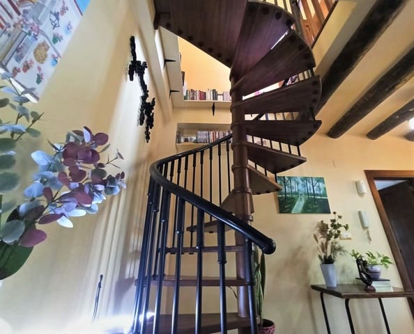 Finca/Casa Rural de 3 habitaciones en Novelda en venta - 269.995 € (Ref: 9406330)