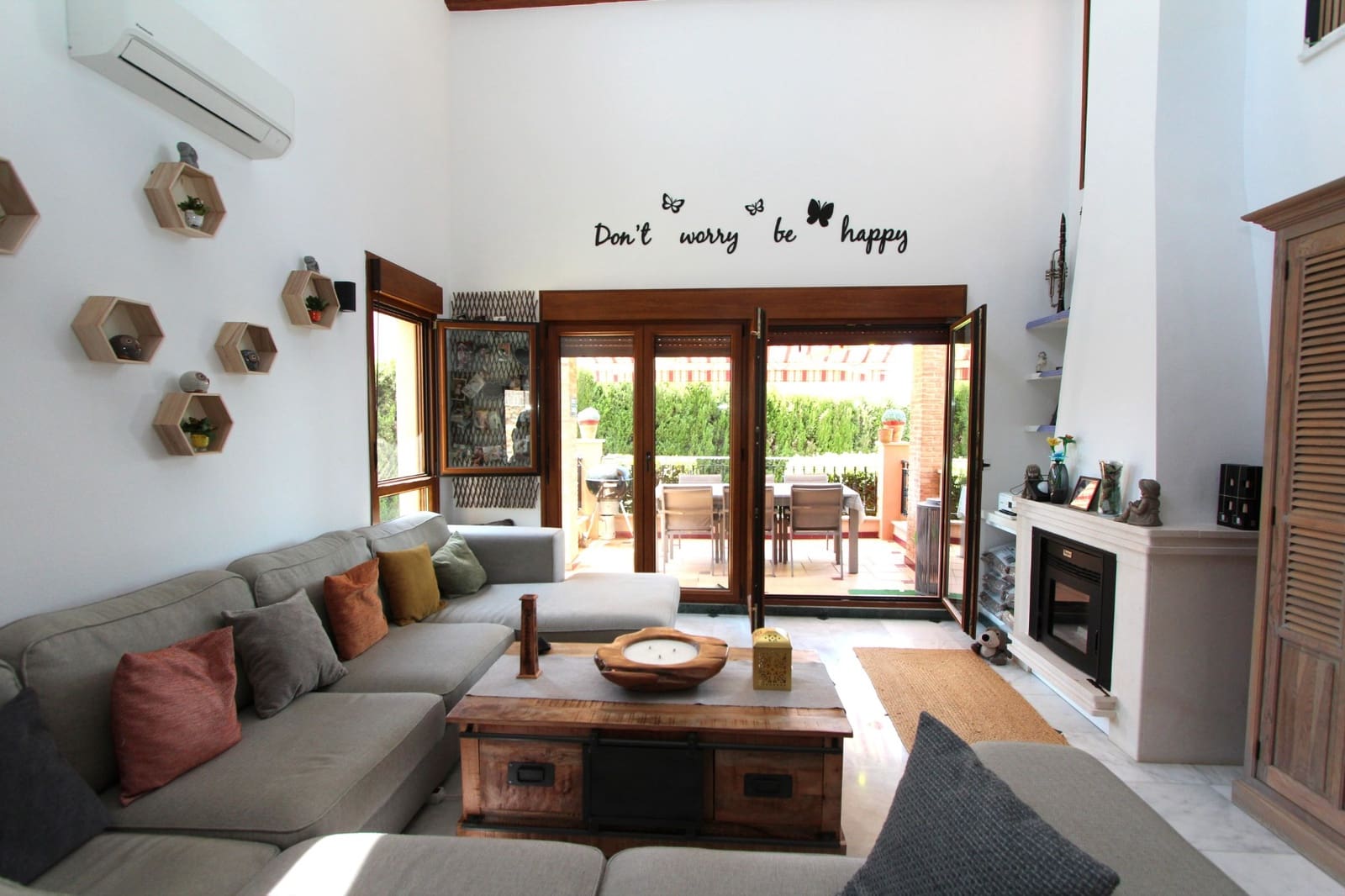 Chalet de 3 habitaciones en Algorfa en venta con piscina - 349.990 € (Ref: 9406339)