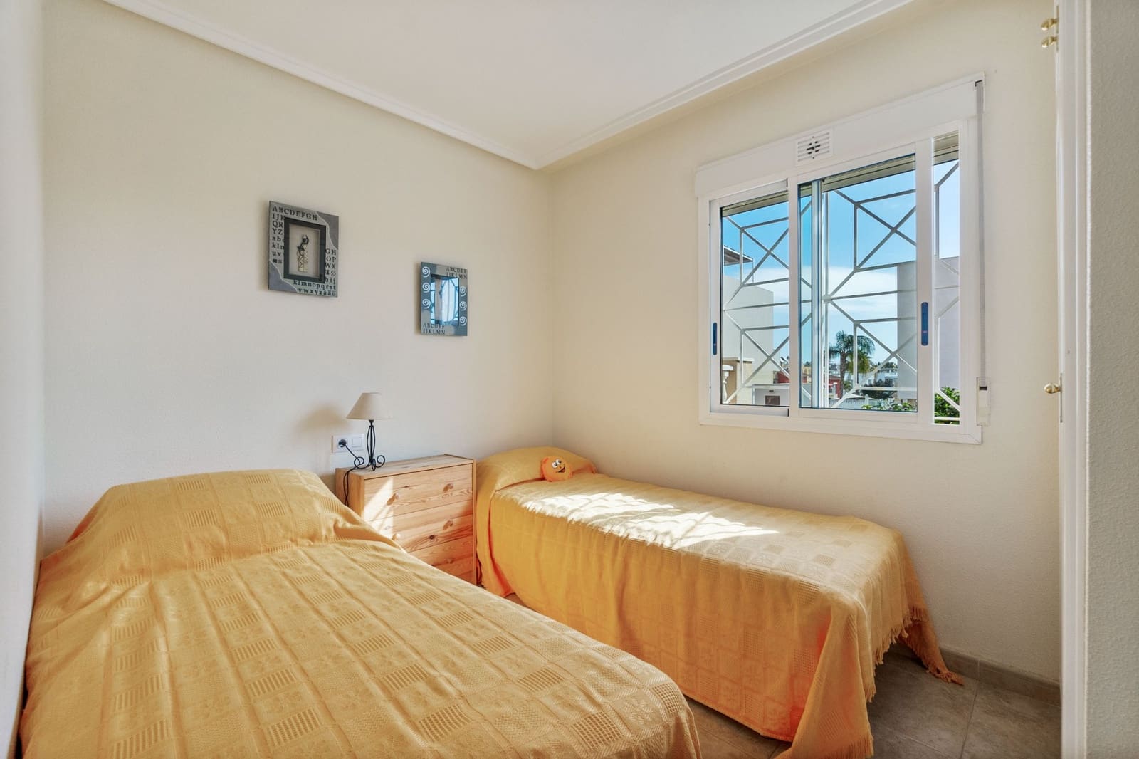 4 camera da letto Casa in vendita in Torrevieja con piscina - 259.000 € (Rif: 9422084)