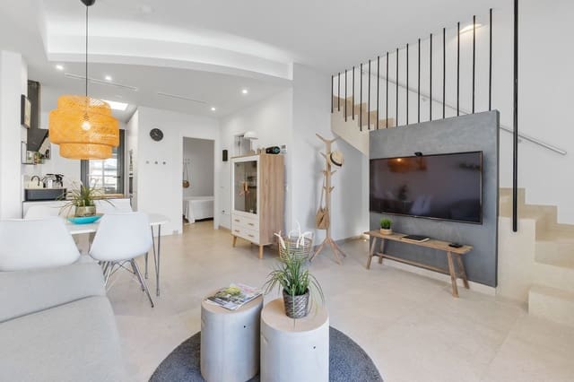 3 soverom Hus til salgs i Villamartin, Orihuela med svømmebasseng - € 325 000 (Ref: 9422085)