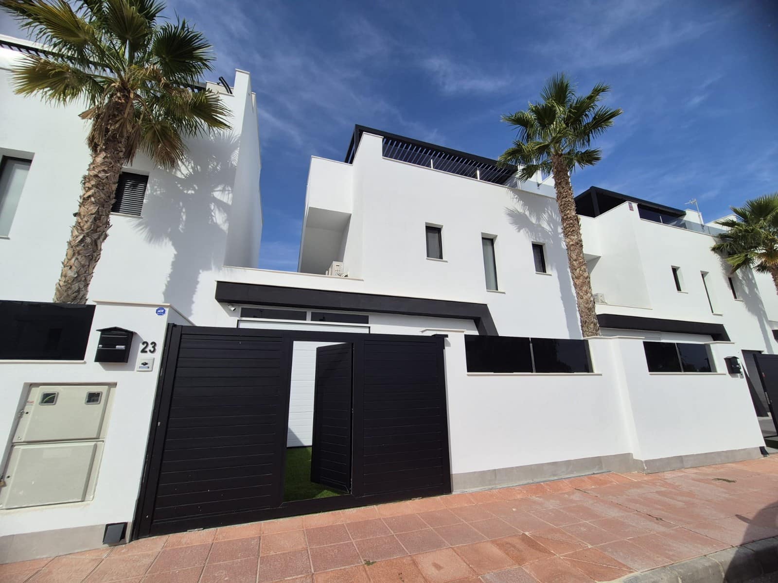 3 slaapkamer Appartement te koop in Santiago de la Ribera met zwembad garage - € 699.900 (Ref: 9422087)