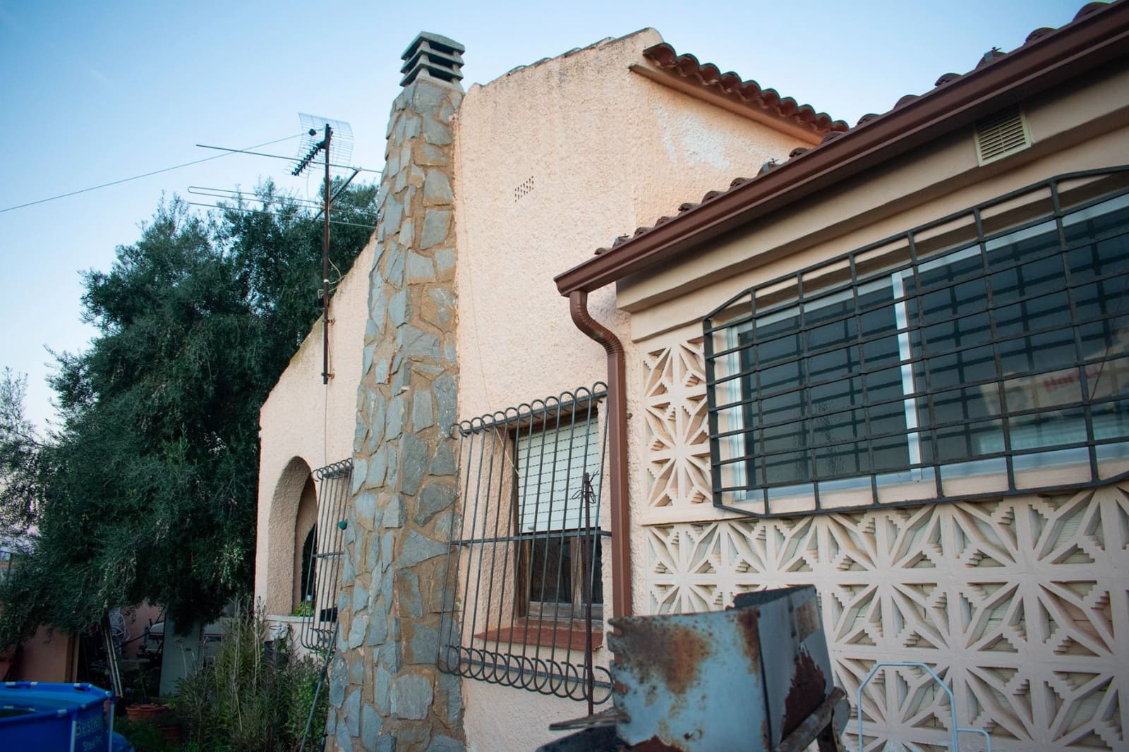 5 bedroom Villa for sale in Torrevieja with garage - € 500,000 (Ref: 9422102)