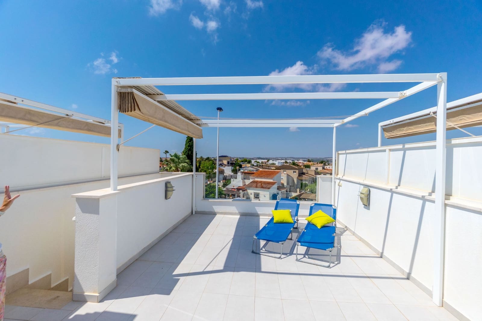 3 soveværelse Byhus til salg i Torrevieja med swimmingpool - € 315.000 (Ref: 9422112)