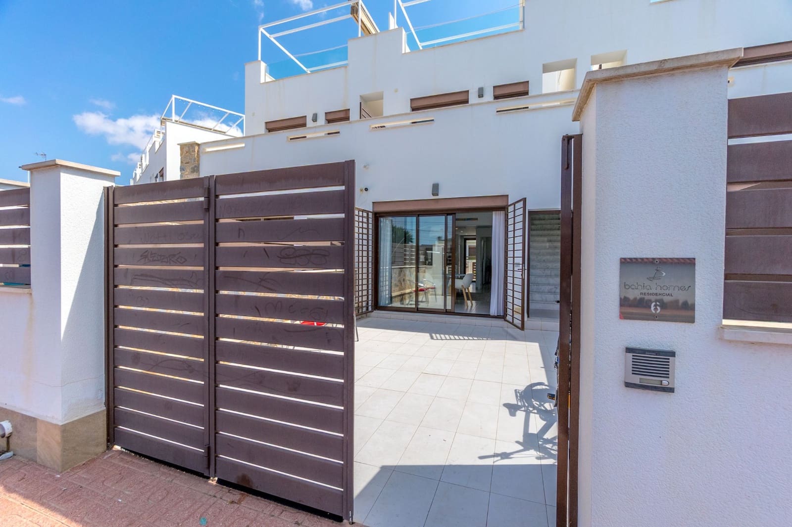 3 soveværelse Byhus til salg i Torrevieja med swimmingpool - € 315.000 (Ref: 9422112)