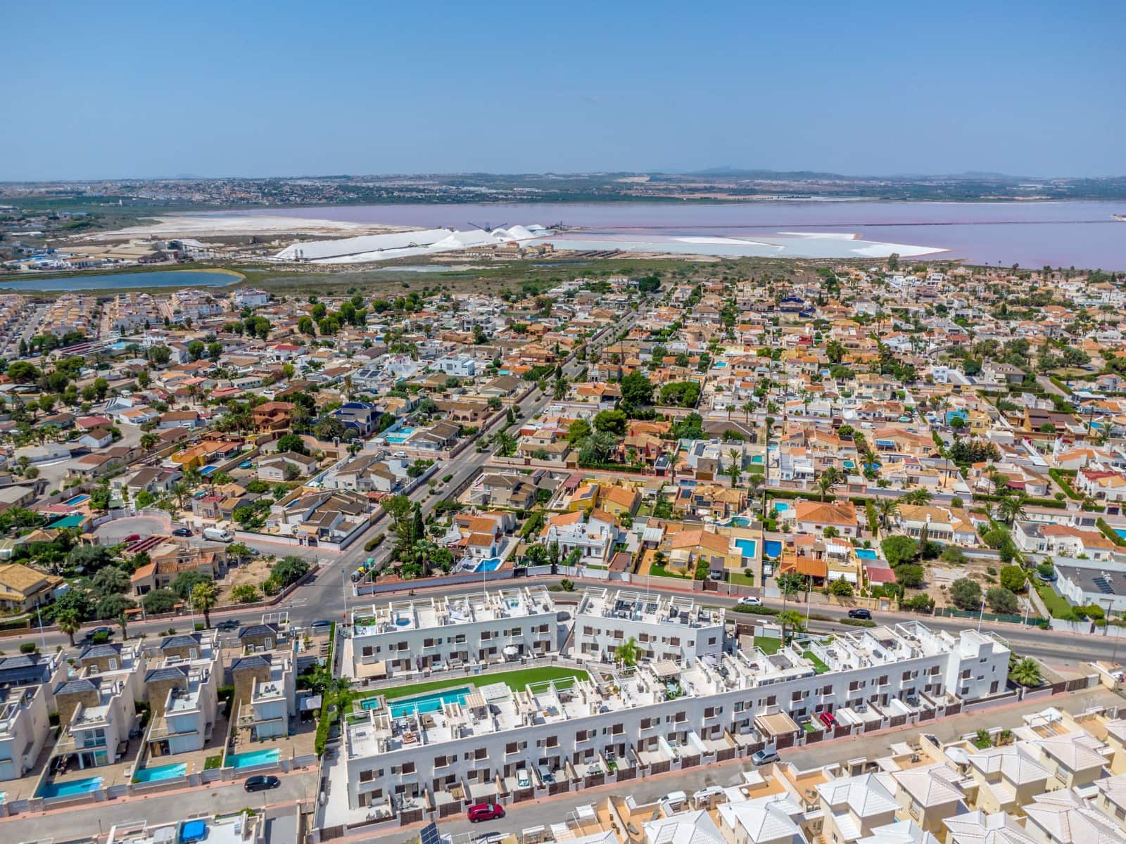 3 soveværelse Byhus til salg i Torrevieja med swimmingpool - € 315.000 (Ref: 9422112)