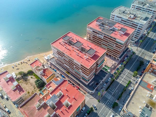 3 bedroom Apartment for sale in Playa del Acequión, Torrevieja with pool - € 359,000 (Ref: 9422114)