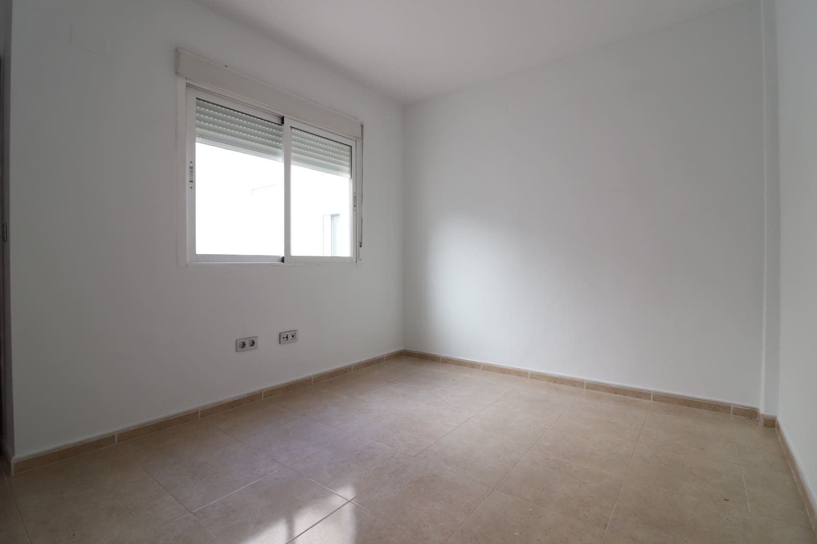 2 bedroom Apartment for sale in Benijofar with pool - € 120,000 (Ref: 9422116)