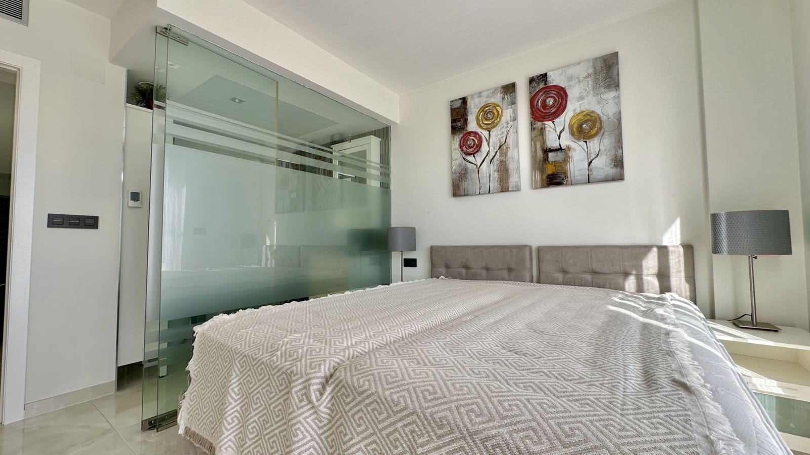 3 slaapkamer Villa te koop in Orihuela Costa met zwembad - € 389.000 (Ref: 9422122)