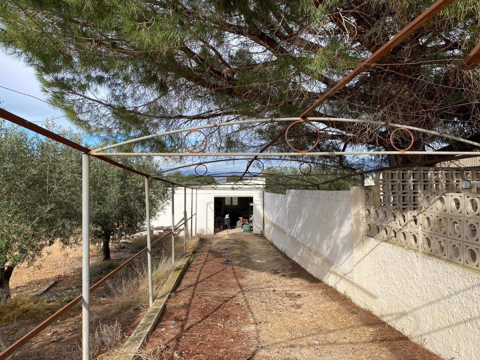 2 slaapkamer Finca/Landhuis te koop in Sax met garage - € 240.000 (Ref: 9436969)