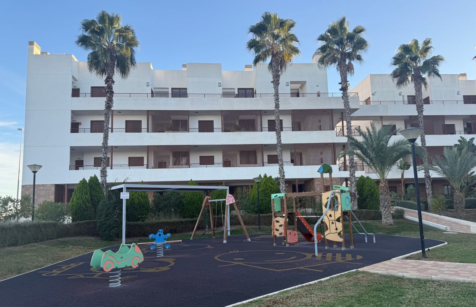 2 makuuhuone Huoneisto myytävänä paikassa Orihuela Costa mukana uima-altaan - 237 000 € (Ref: 9439694)