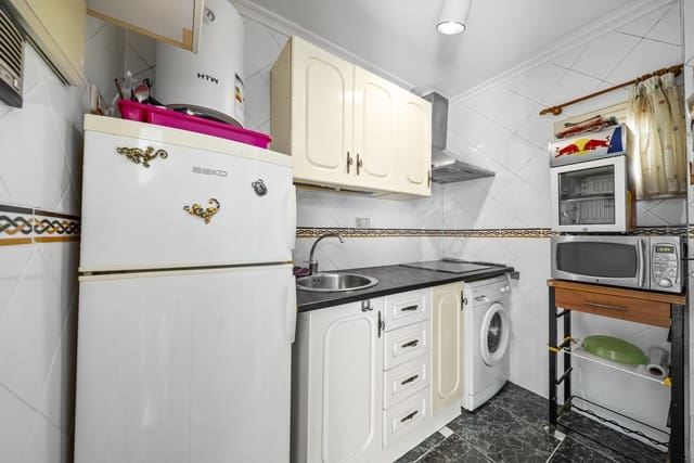 1 soveværelse Penthouse til salg i Gaspar Perelló, Torrevieja med swimmingpool - € 160.000 (Ref: 9443101)