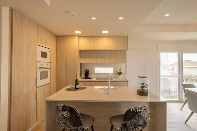 2 chambre Penthouse à vendre à Blue Lagoon avec piscine garage - 299 500 € (Ref: 9461867)