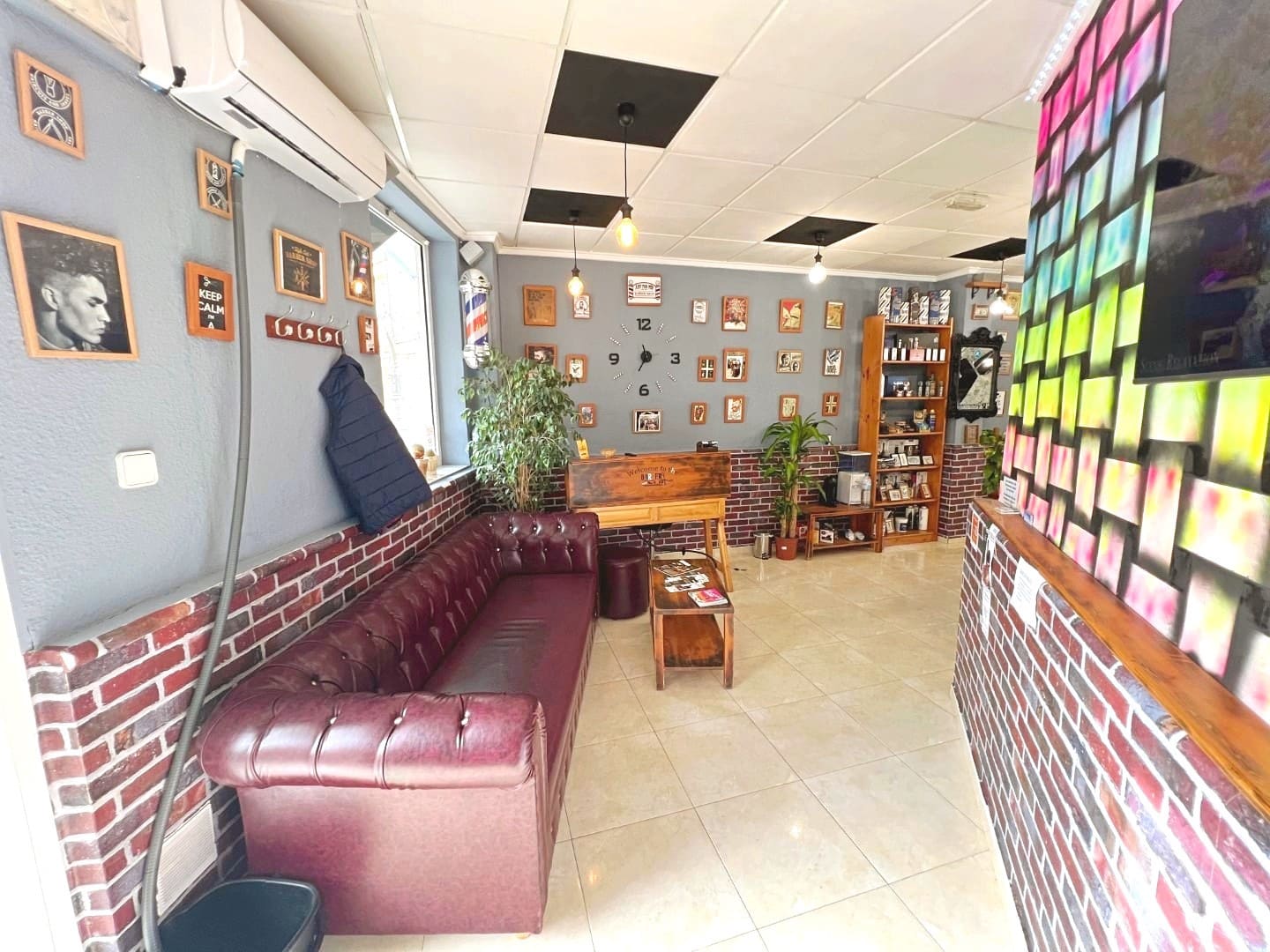 Commercial for sale in Guardamar del Segura - € 99,000 (Ref: 9462960)