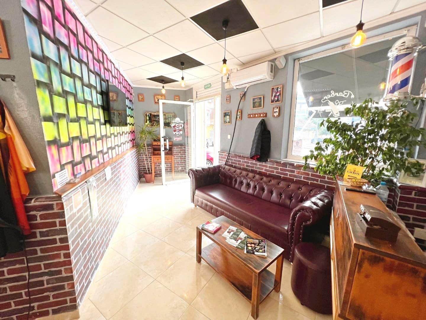 Commercial for sale in Guardamar del Segura - € 99,000 (Ref: 9462960)