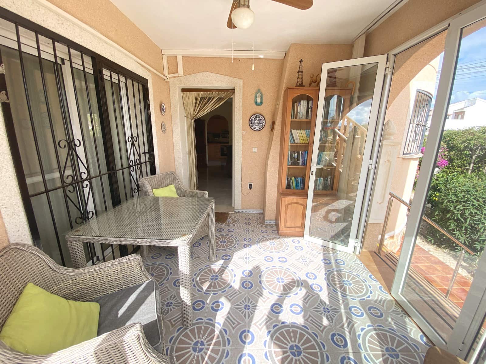 3 makuuhuone Huvila myytävänä paikassa Ciudad Quesada mukana uima-altaan - 399 000 € (Ref: 9462966)