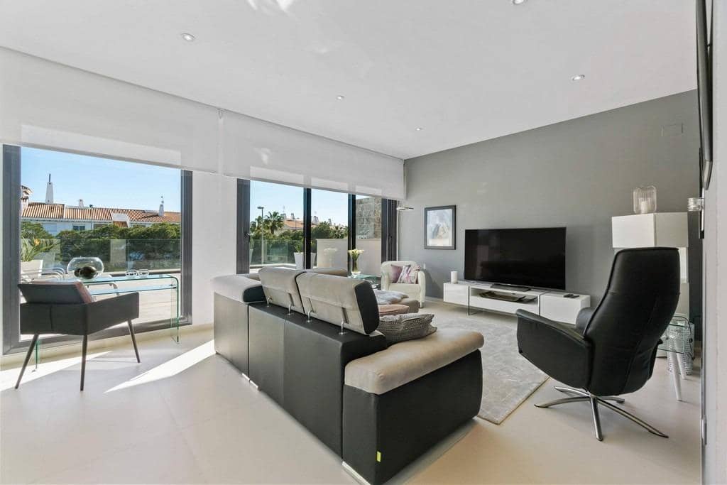 3 quarto Moradia para venda em Campoamor com piscina - 1 250 000 € (Ref: 9462972)