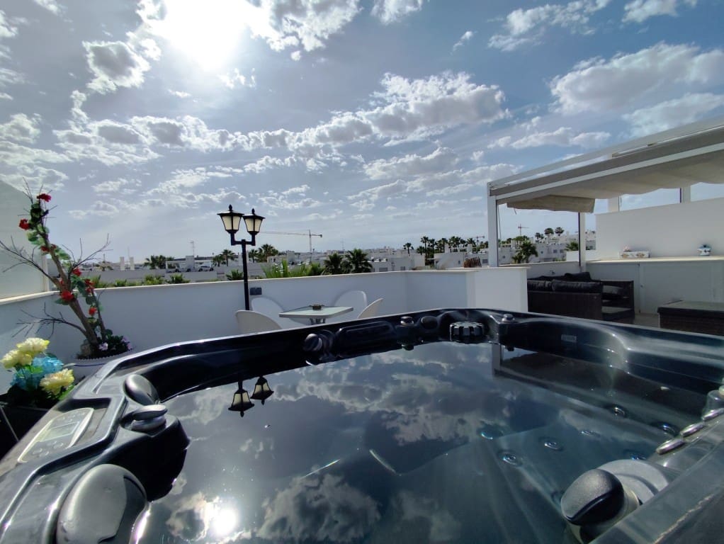 2 bedroom Penthouse for sale in Vistabella with pool - € 229,950 (Ref: 9462981)