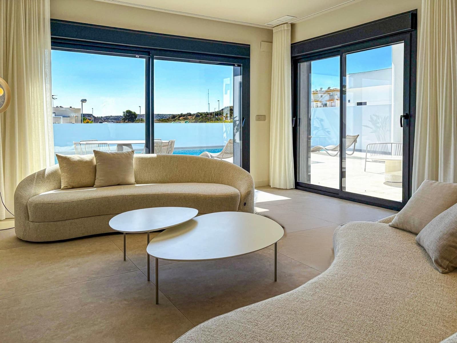 5 soverom Villa til salgs i Ciudad Quesada med svømmebasseng garasje - € 699 750 (Ref: 9463621)