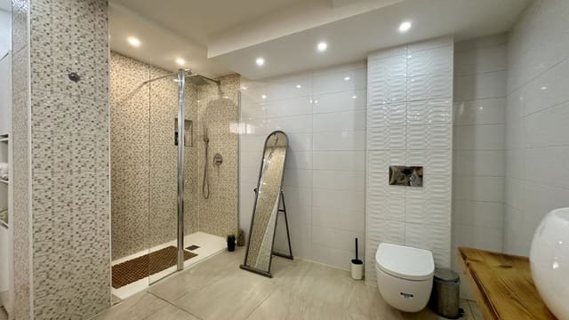 3 soveværelse Villa til salg i Los Altos med swimmingpool - € 340.000 (Ref: 9463675)