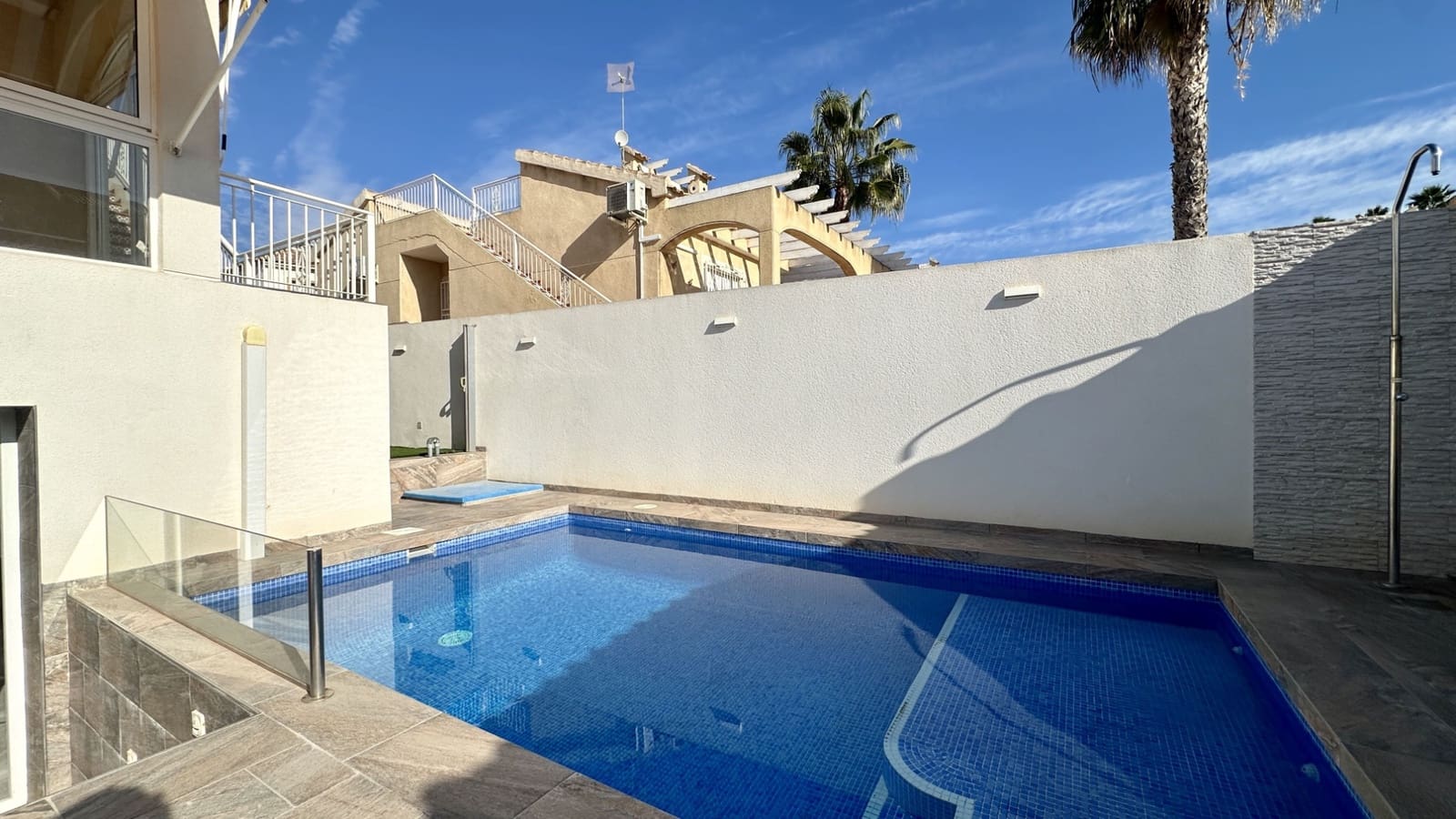 3 bedroom Villa for sale in Los Altos with pool - € 340,000 (Ref: 9463675)