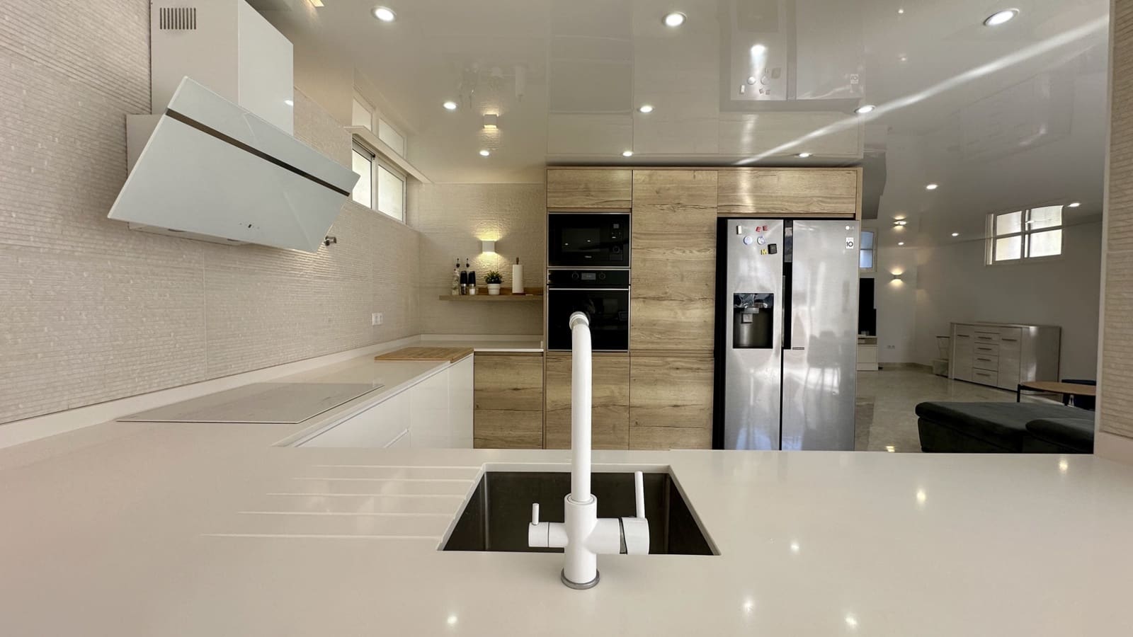 3 bedroom Villa for sale in Los Altos with pool - € 340,000 (Ref: 9463675)