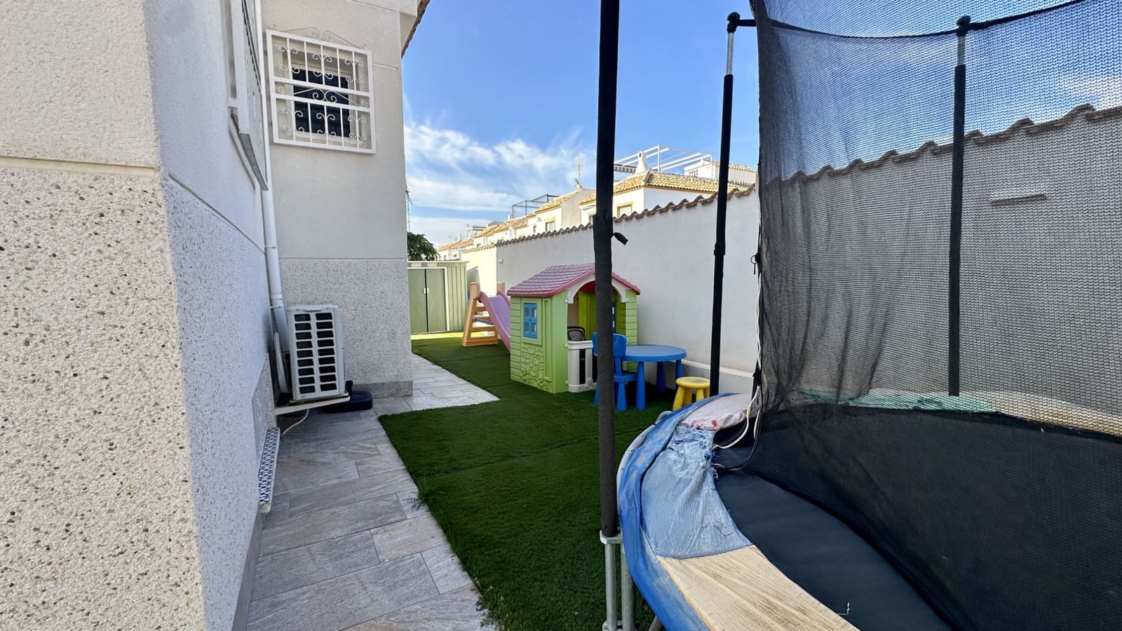 3 bedroom Villa for sale in Los Altos with pool - € 340,000 (Ref: 9463675)