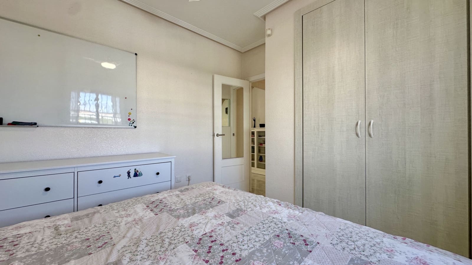 3 bedroom Villa for sale in Los Altos with pool - € 340,000 (Ref: 9463675)