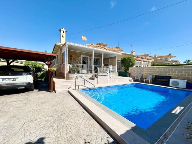 Chalet de 3 habitaciones en La Siesta, Torrevieja en venta con piscina garaje - 335.950 € (Ref: 9463677)