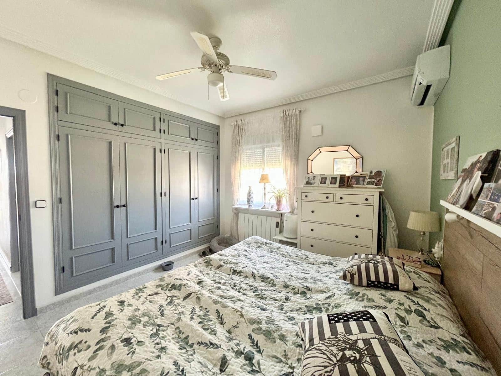 3 bedroom Villa for sale in La Siesta with pool garage - € 335,950 (Ref: 9463677)