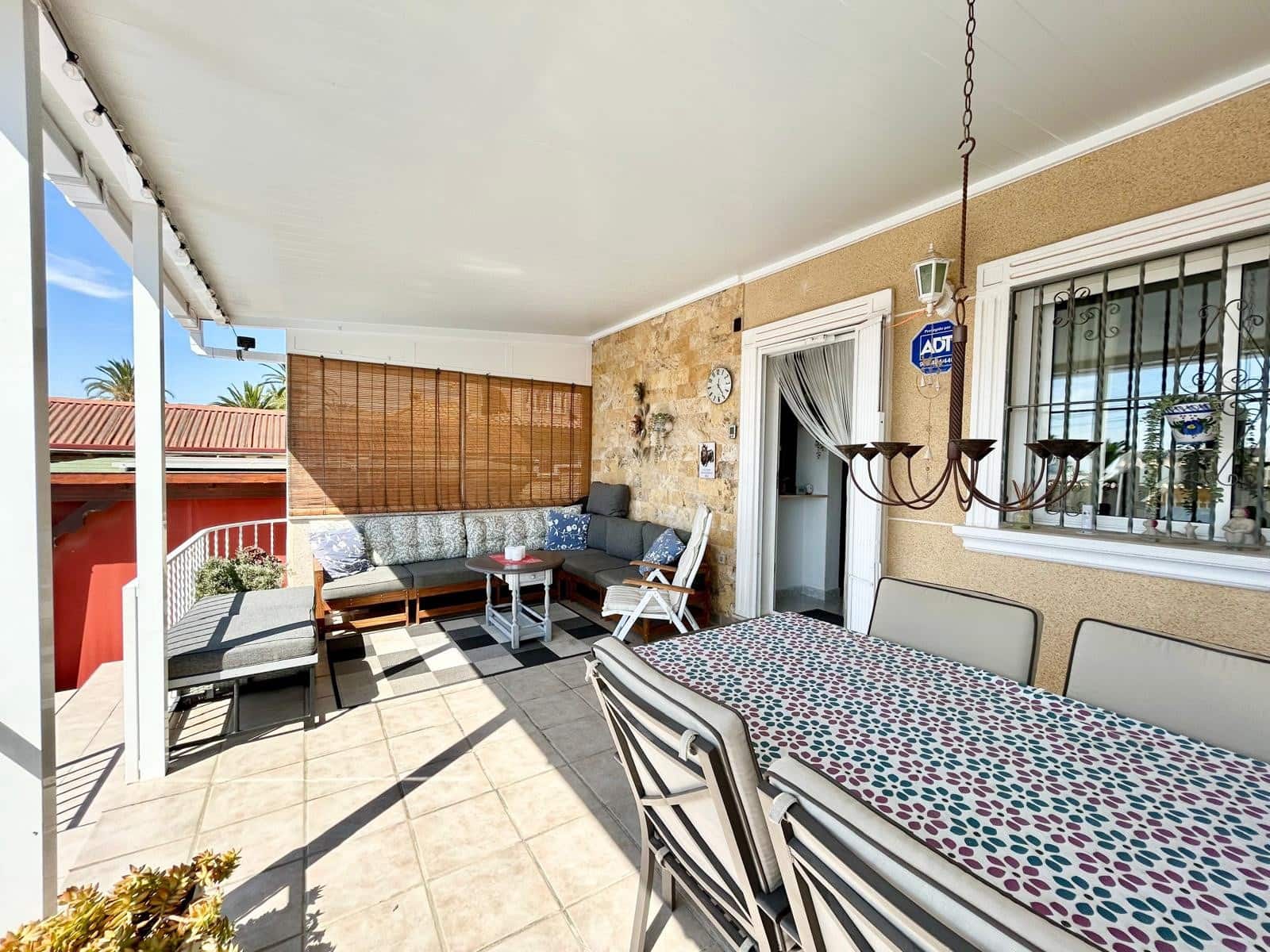 3 bedroom Villa for sale in La Siesta with pool garage - € 335,950 (Ref: 9463677)