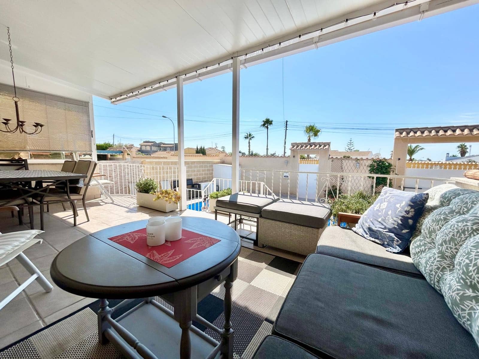 3 bedroom Villa for sale in La Siesta with pool garage - € 335,950 (Ref: 9463677)